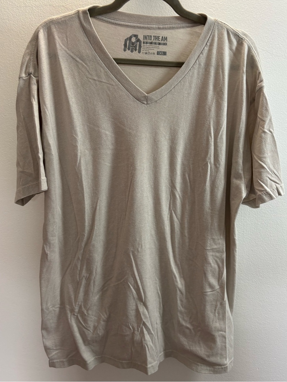 Into The AM Tan V-Neck T-shirt XL
